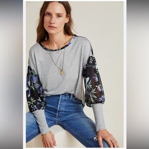 Anthropologie Top TINY Floral Raye Printed Heathered Grey Juliet Sleeve